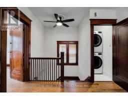 25 Oak Park Avenue, Toronto, ON M4C4L8 Photo 16