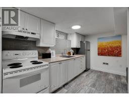25 Oak Park Avenue, Toronto, ON M4C4L8 Photo 27