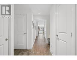 403 - 200 Woodbine Avenue, Toronto, ON M4L3P2 Photo 6