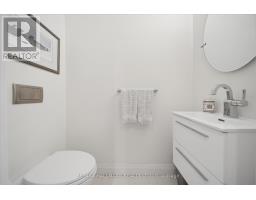 403 - 200 Woodbine Avenue, Toronto, ON M4L3P2 Photo 9