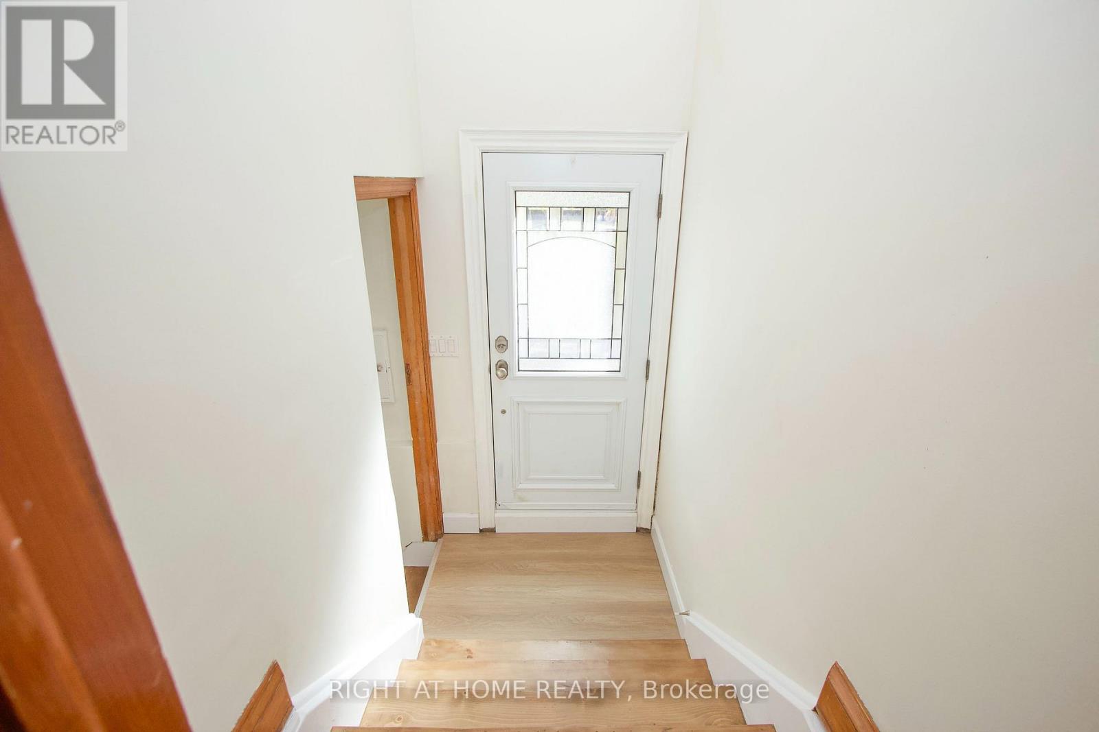 488 CROMWELL AVENUE - 14