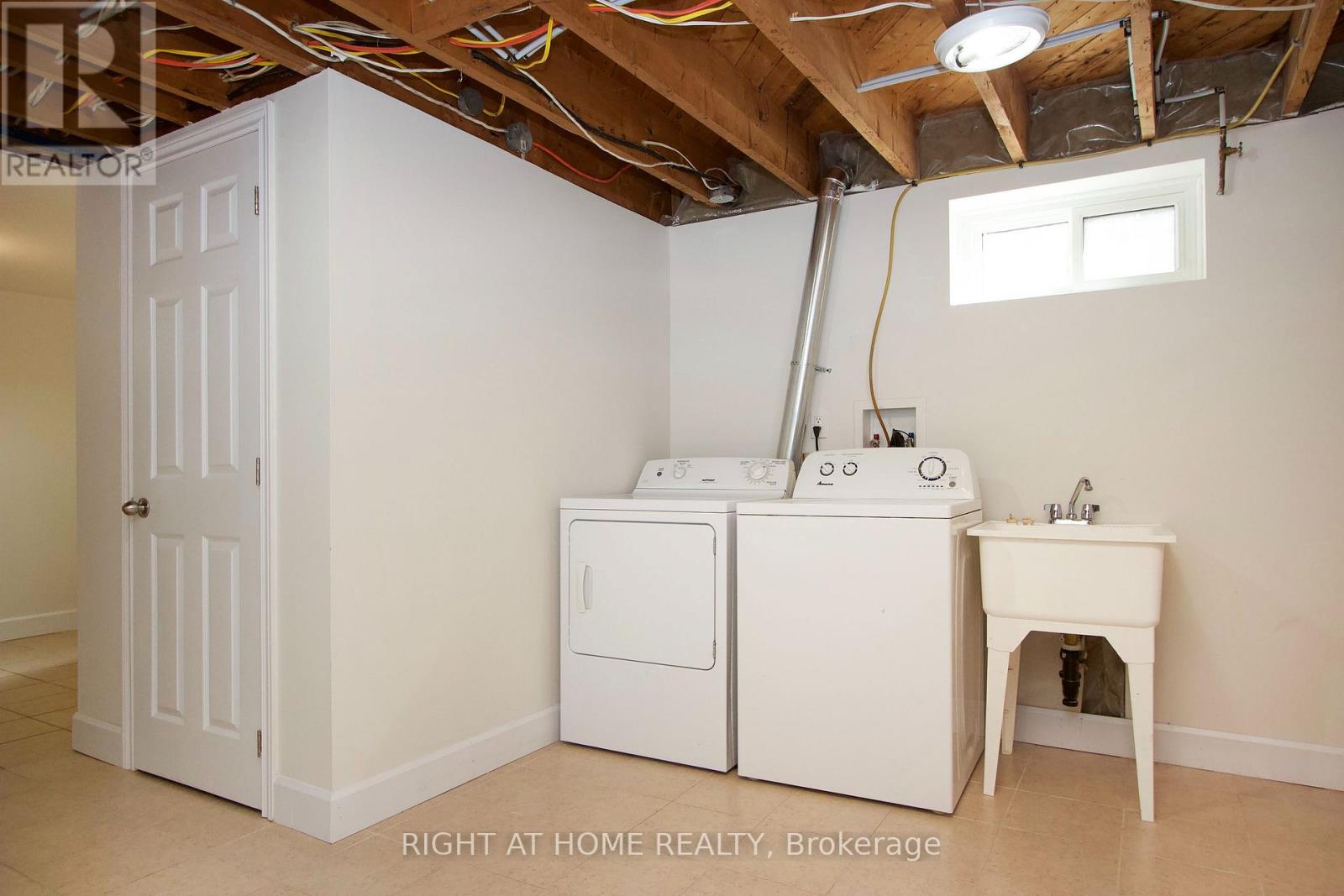 488 CROMWELL AVENUE - 23