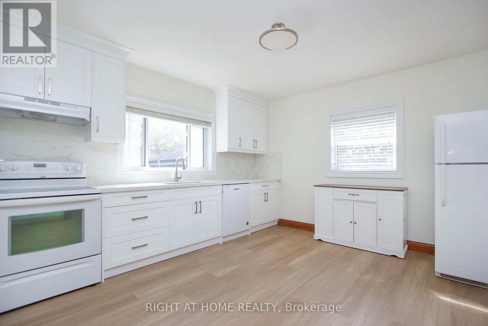 488 CROMWELL AVENUE - 4