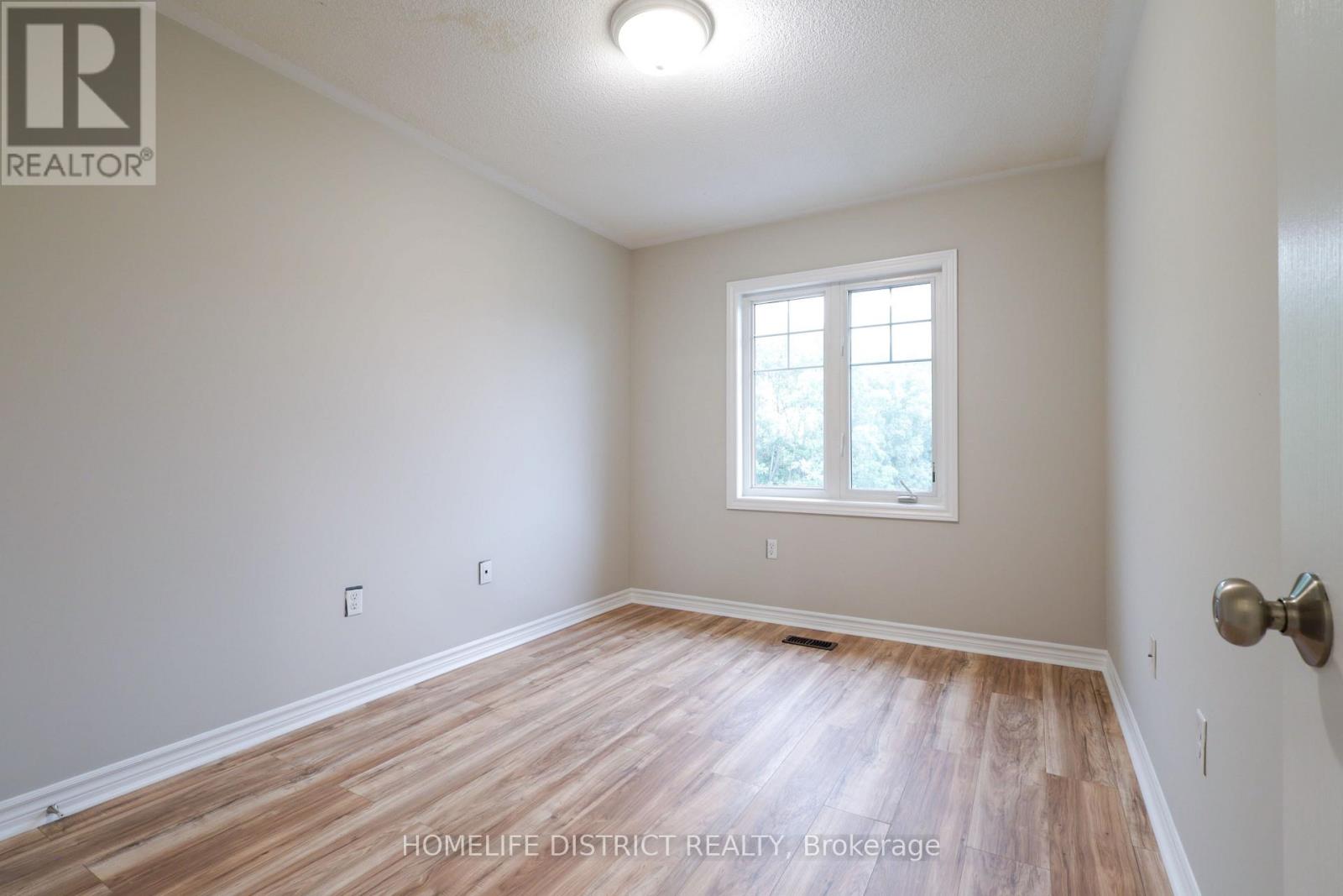 489 MEARNS AVENUE - 22