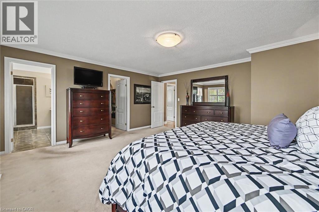 83 PORTSMOUTH Crescent - 24