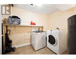 16 White's Hill Avenue, Markham, ON L6B1C1 Photo 24