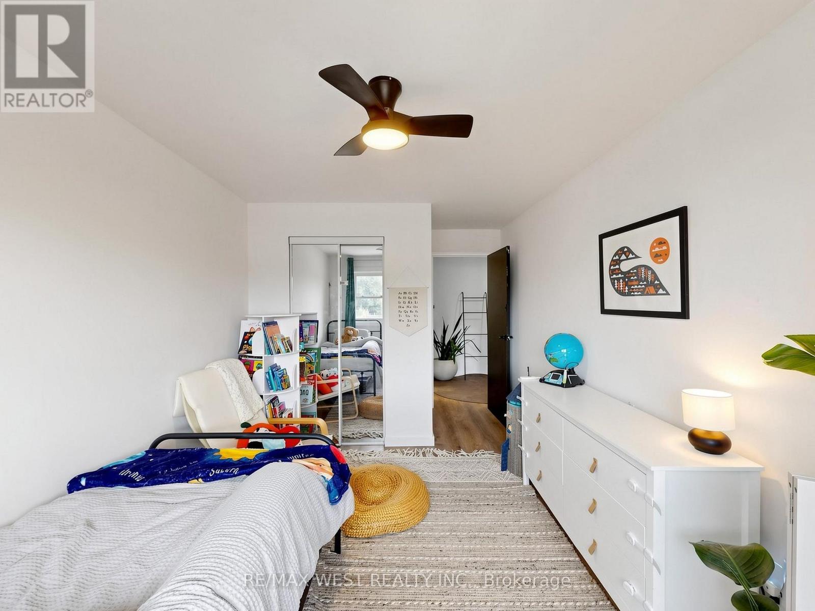 #6 2027 BLUEFIELDS DRIVE - Image 28