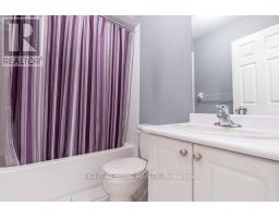 94 Jim Baird Mews, Toronto, ON M3L0C4 Photo 15