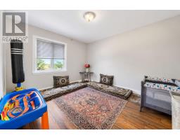 49 Barrhead Crescent, Toronto, ON M9W3Z8 Photo 14