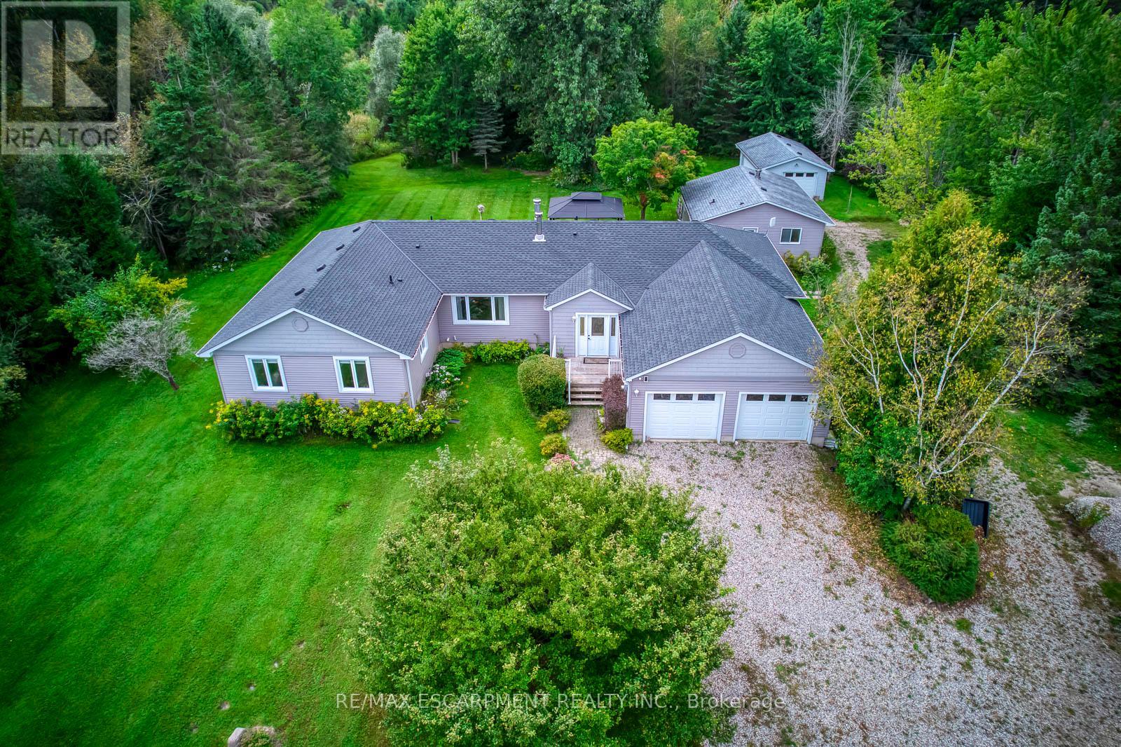 555118 MONO AMARANTH TOWNLINE, Mono — photo 11