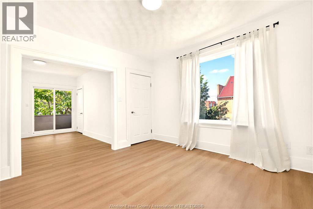 597-599 GILES BOULEVARD East - 6