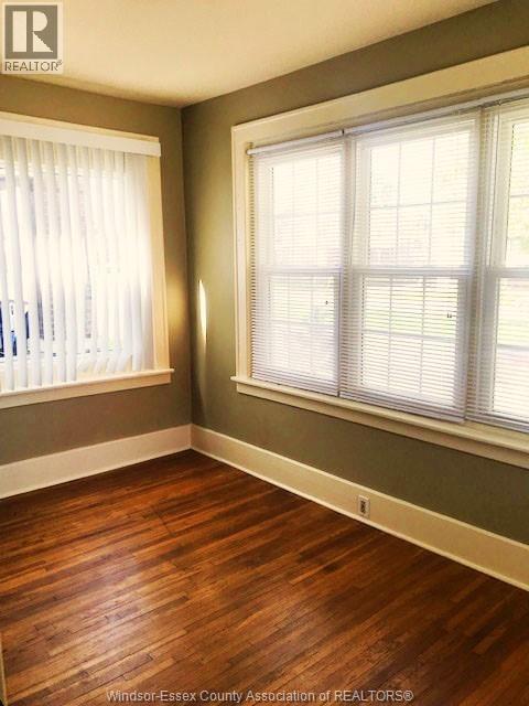 597-599 GILES BOULEVARD East - 26