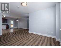 5 Mayfair Avenue thumbnail 10