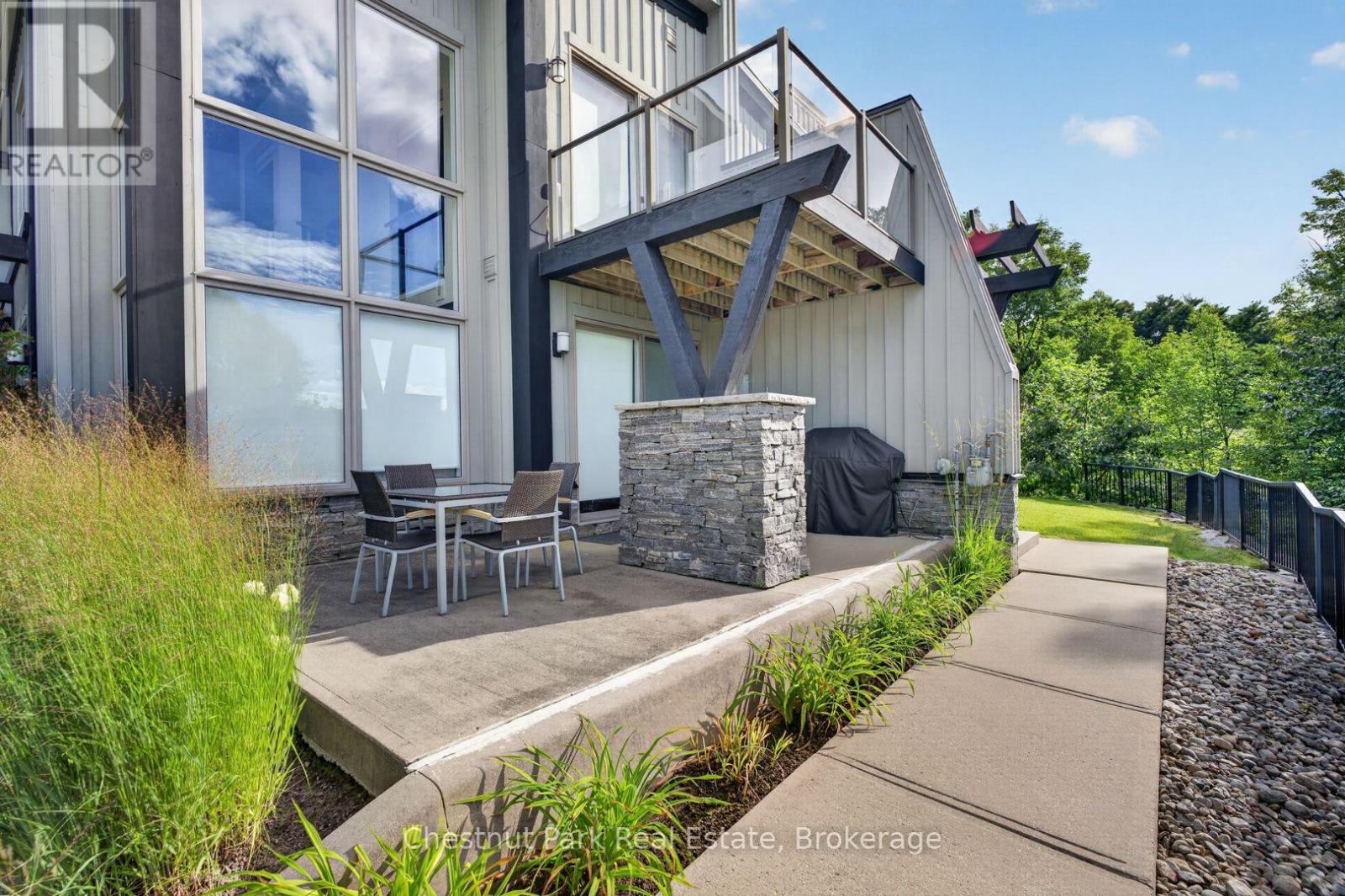 20 CARRICK TRAIL - 13