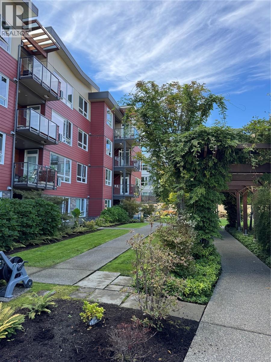 #303 300 Belmont Rd - Image 25