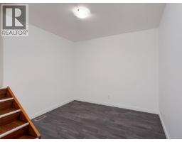 3092 Albany St, Victoria, BC V9A1R5 Photo 15