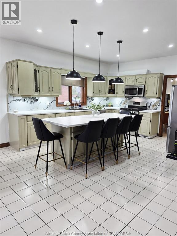 172 POINTE WEST DRIVE - 12