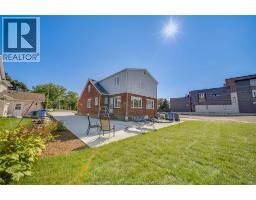 13902 Riverside Drive, Tecumseh, ON N8W1B6 Photo 28