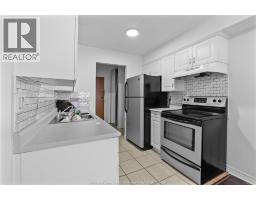 150 Park Unit# 802, Windsor, ON N9A7A2 Photo 12