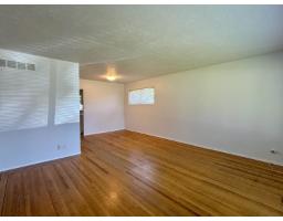 13065 103a Avenue, Surrey, BC V3T1S4 Photo 13