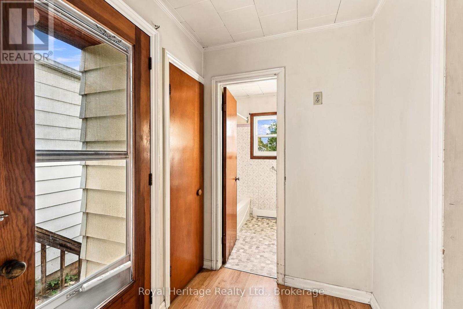 20 GORDON STREET - 15