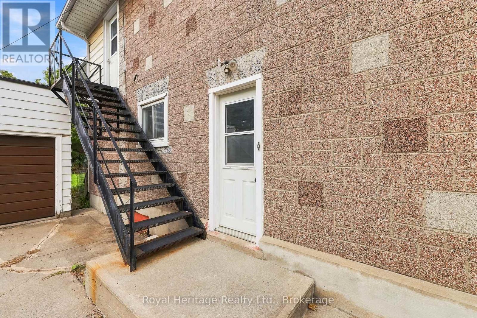 20 GORDON STREET - 37