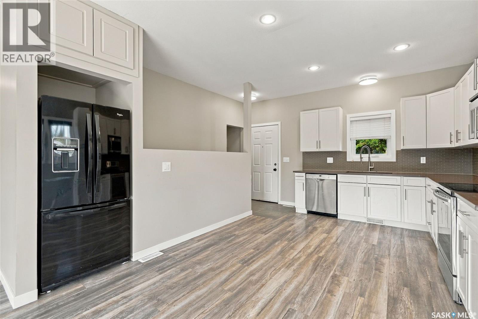 406 3rd STREET, Kenaston — photo 14