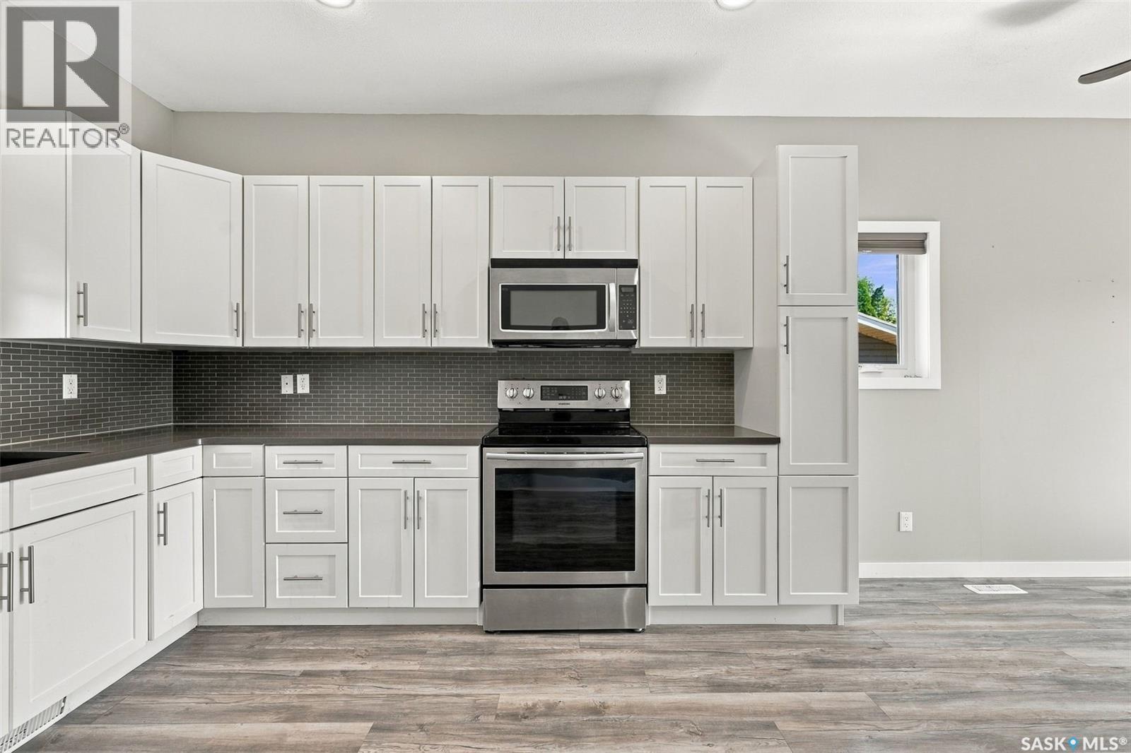 406 3rd STREET, Kenaston — photo 15