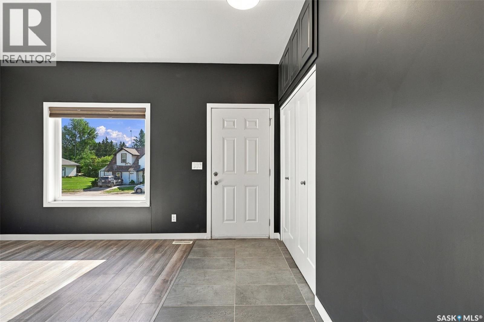 406 3rd STREET, Kenaston — photo 7
