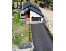 Full ensuite bathroom - 2636 Taynton Trail, Invermere, BC V0A1K6 Photo 8