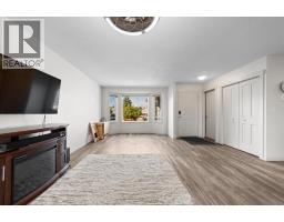 Family room - 3936 56a Street Close, Camrose, AB T4V4L1 Photo 7