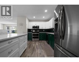 3936 56a Street Close, Camrose, AB T4V4L1 Photo 13