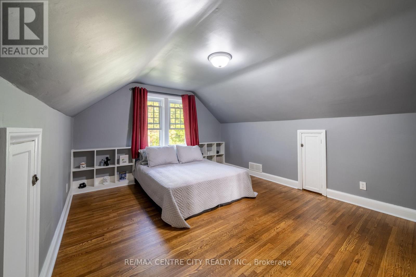 227 BEATTIE STREET - Image 27