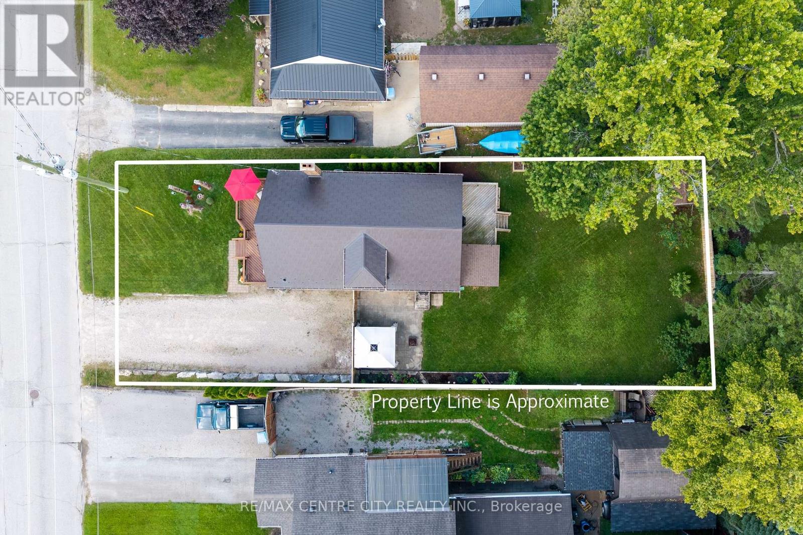 227 Beattie Street, Strathroy-Caradoc (SW), Ontario, N7G2X3, Strathroy-Caradoc (SW), Ontario — photo 4 of 5