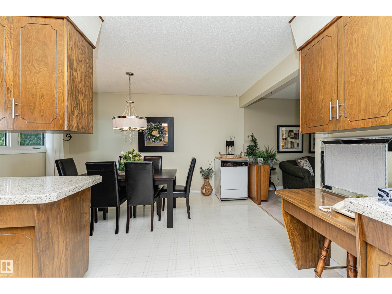 11419 149 AV NW - Image 13