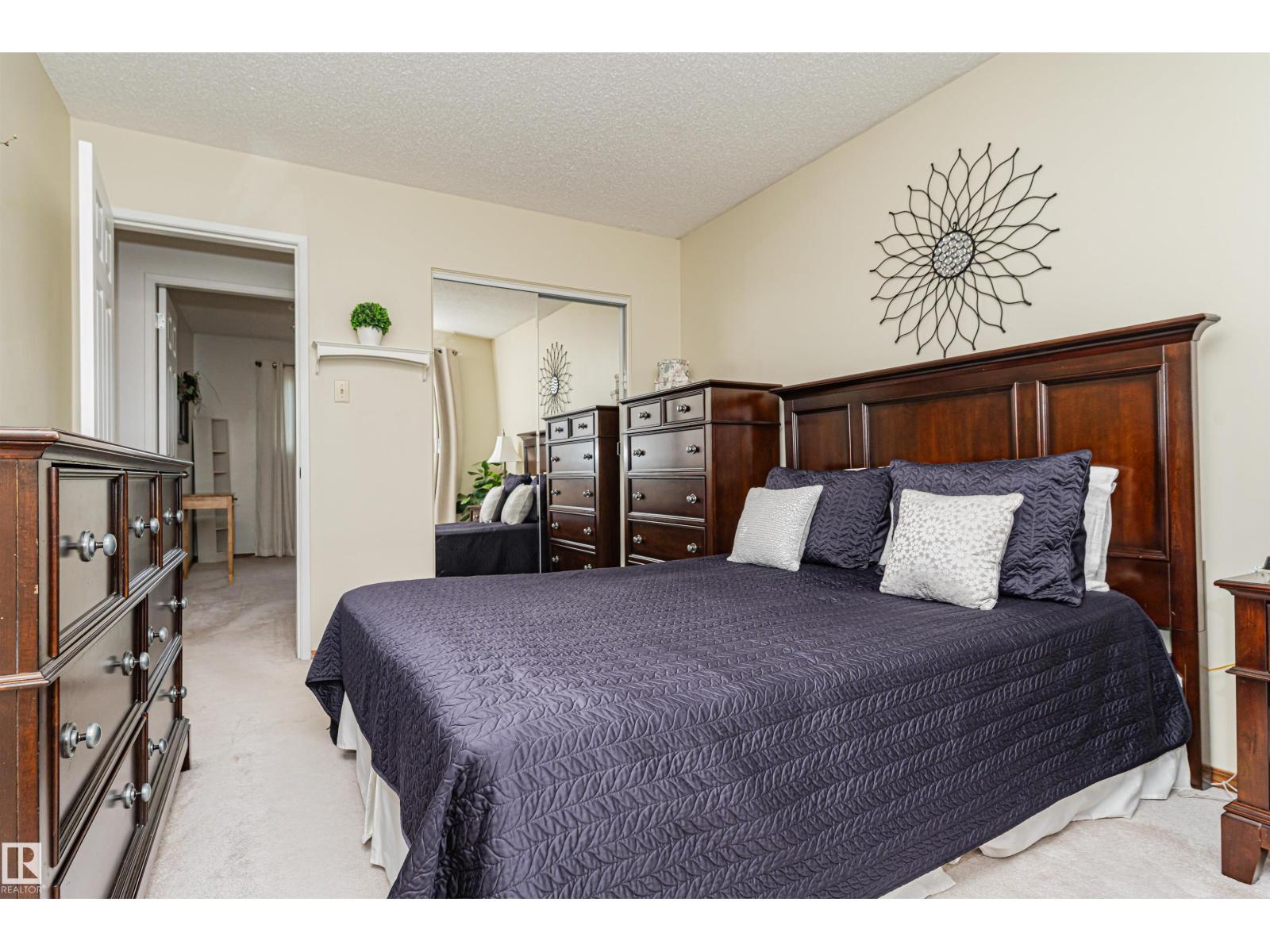 11419 149 AV NW - 17
