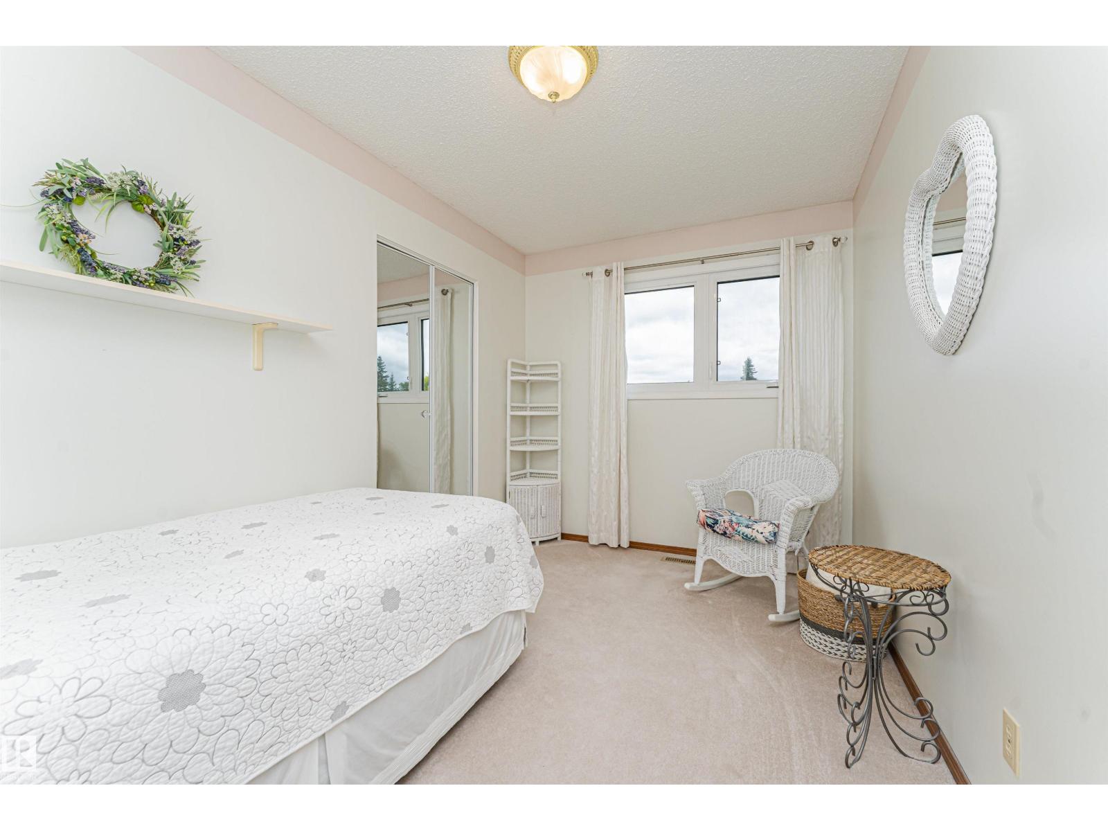 11419 149 AV NW - 19