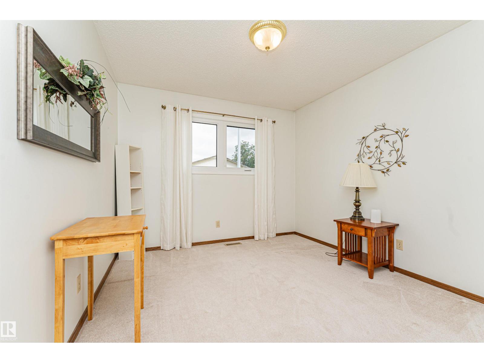 11419 149 AV NW - Image 21