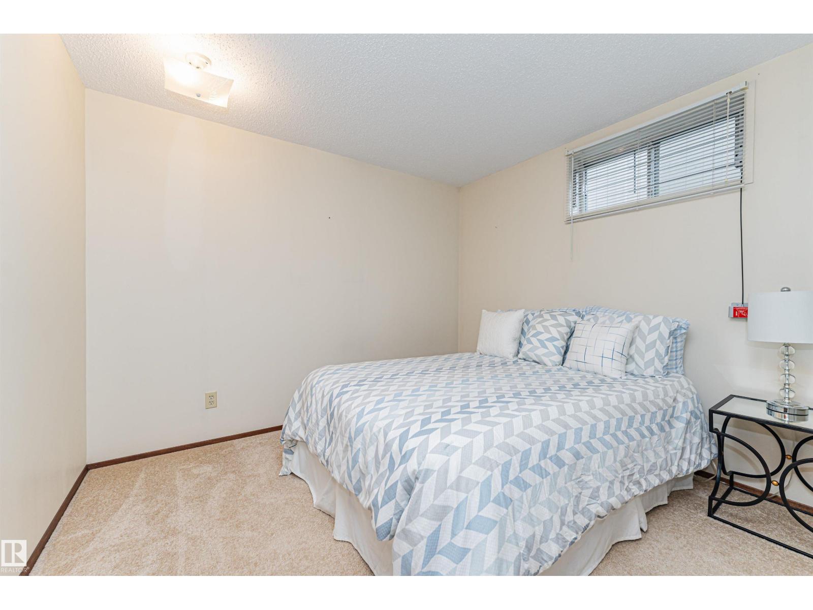 11419 149 AV NW - Image 29