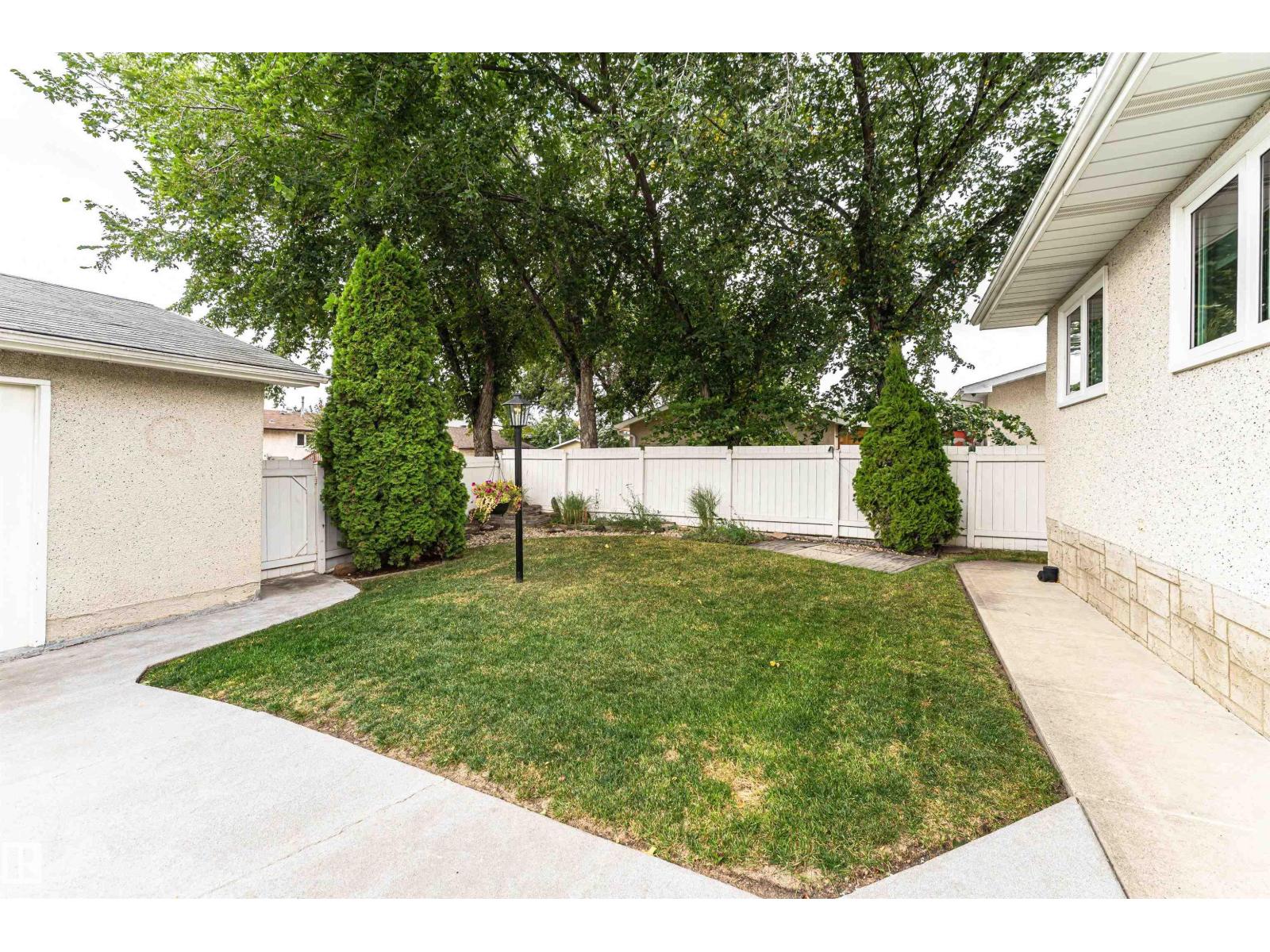 11419 149 AV NW - 37