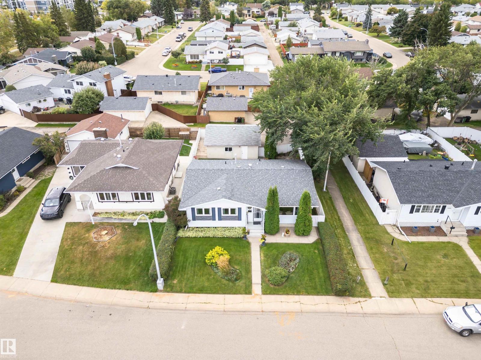 11419 149 AV NW - 42