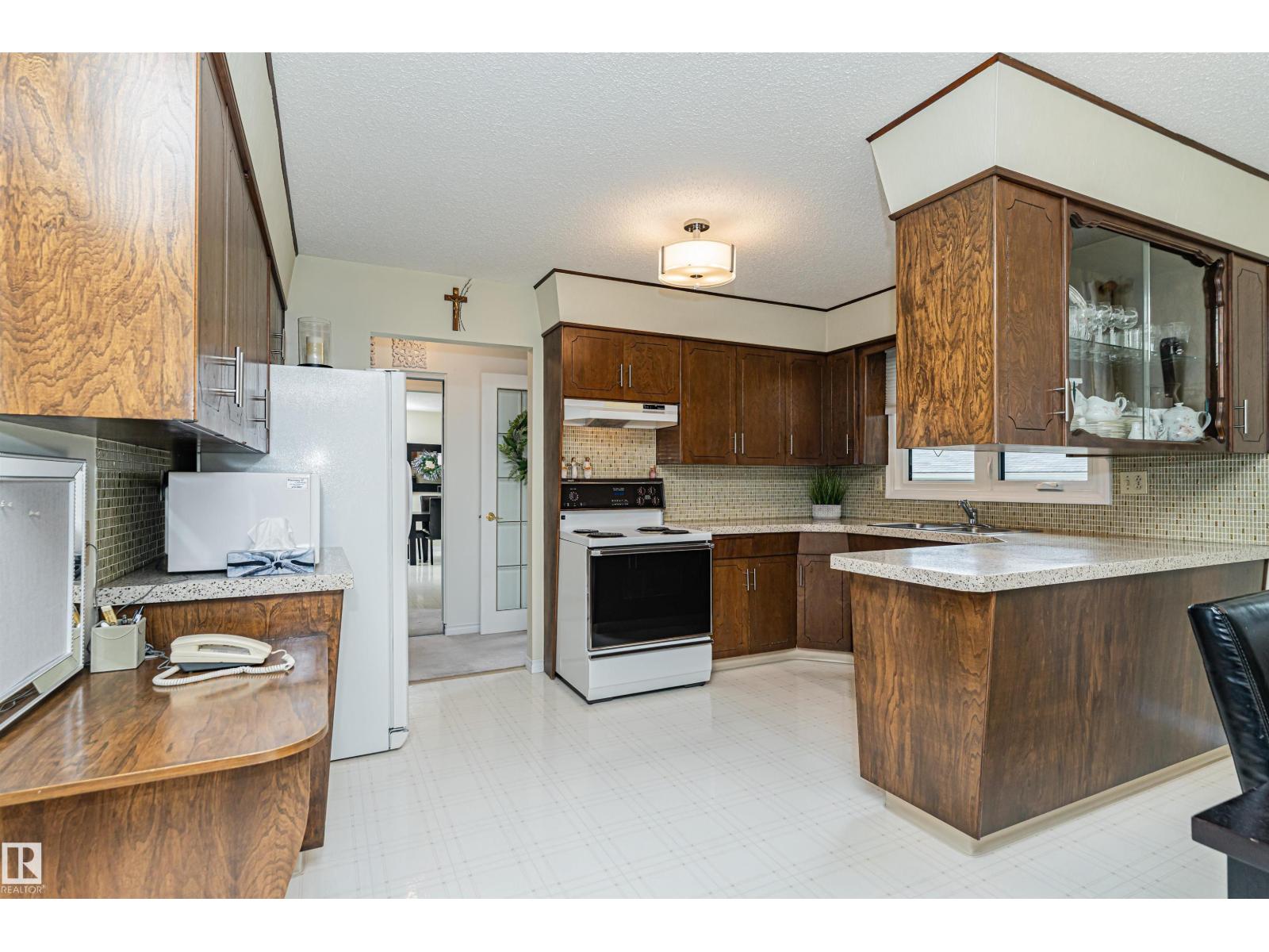 11419 149 AV NW - 9