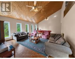 Bedroom 3 - 810 Laforest Road, Timmins, ON P4P7C7 Photo 11