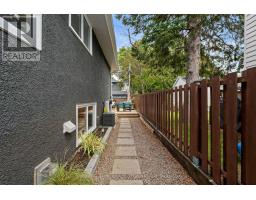 849 Maplewood Avenue, Ottawa, ON K2B5V4 Photo 36