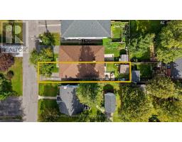849 Maplewood Avenue, Ottawa, ON K2B5V4 Photo 37