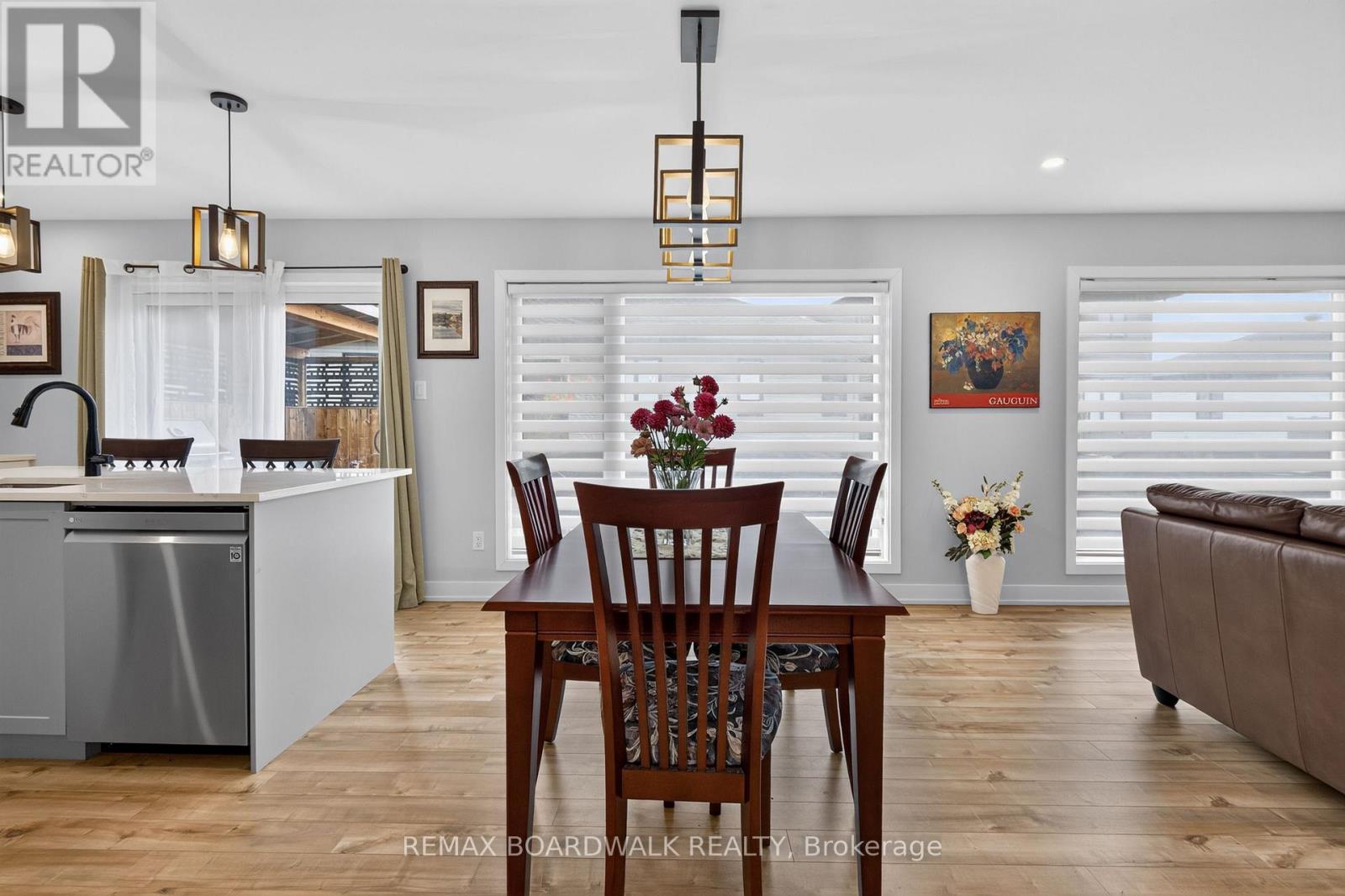 293 NATURE STREET - 15