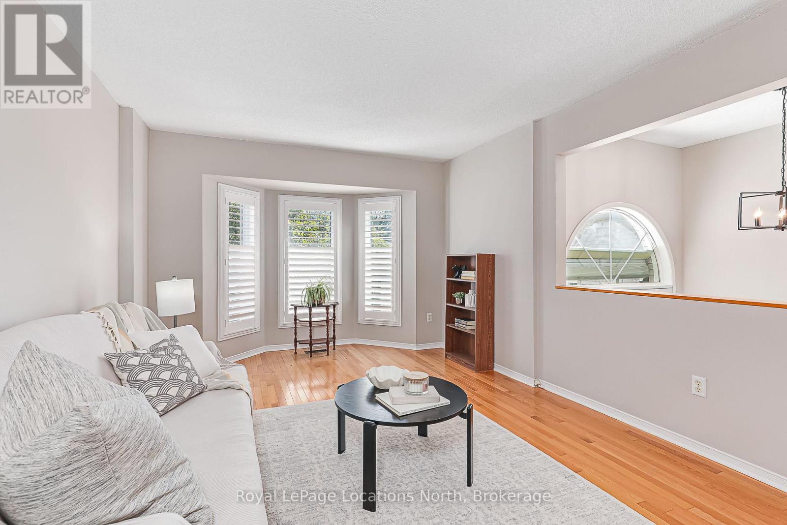 77 SILVER BIRCH AVENUE - 15