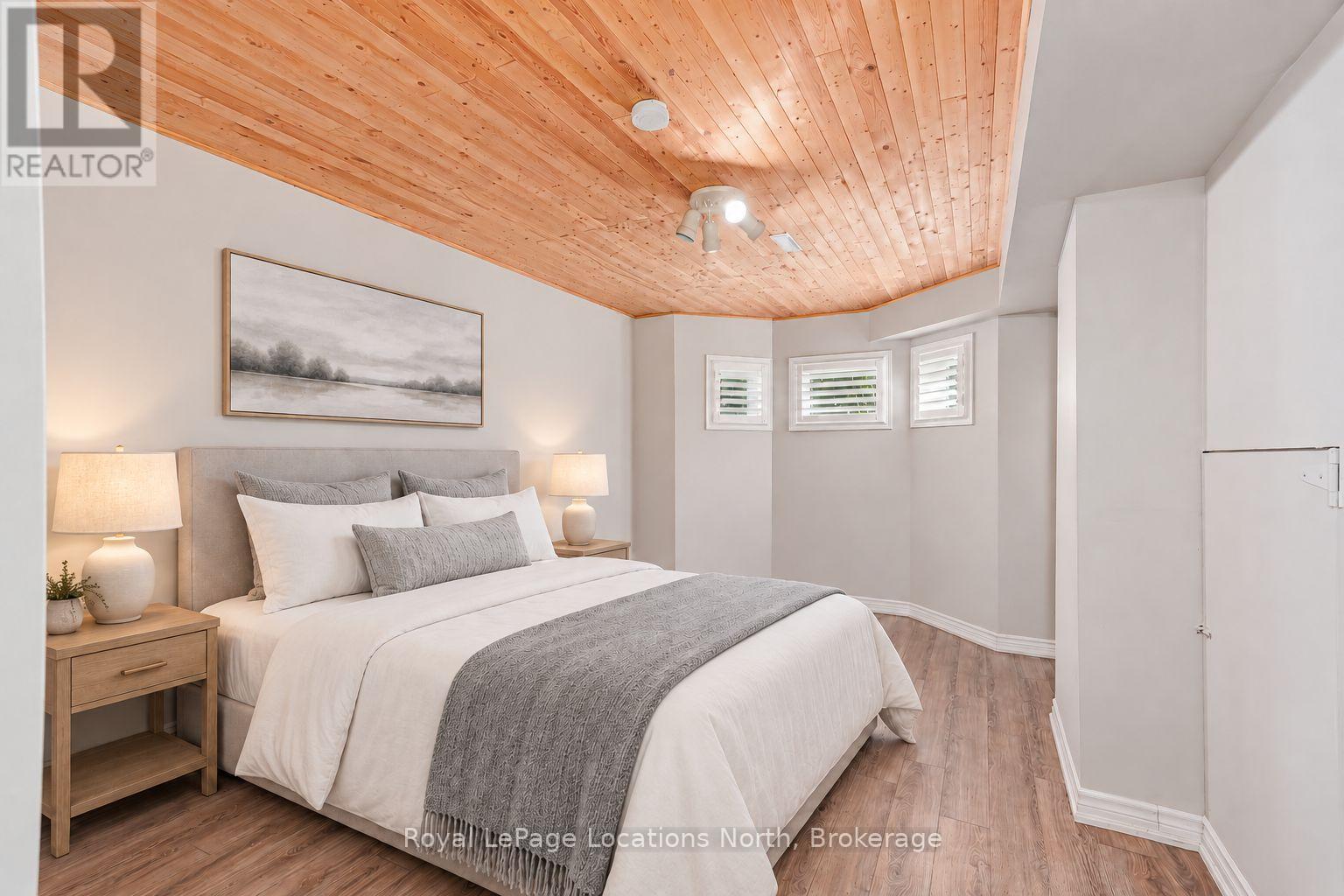 77 SILVER BIRCH AVENUE - Image 33