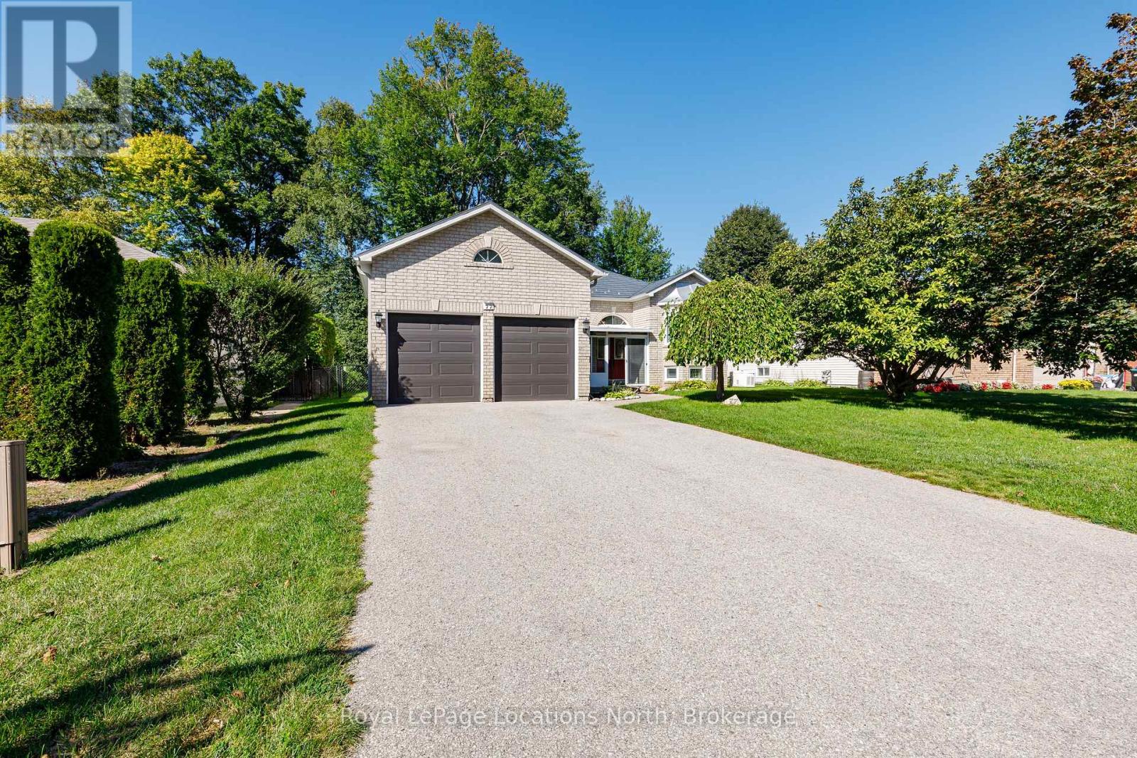 77 SILVER BIRCH AVENUE - Image 47