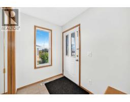 244 Los Alamos Place NE - photo 2